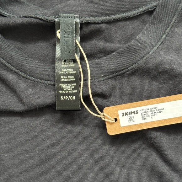 NWT Skims Cotton Jersey Long Sleeve T-Shirt, Size Small - Picture 3 of 3